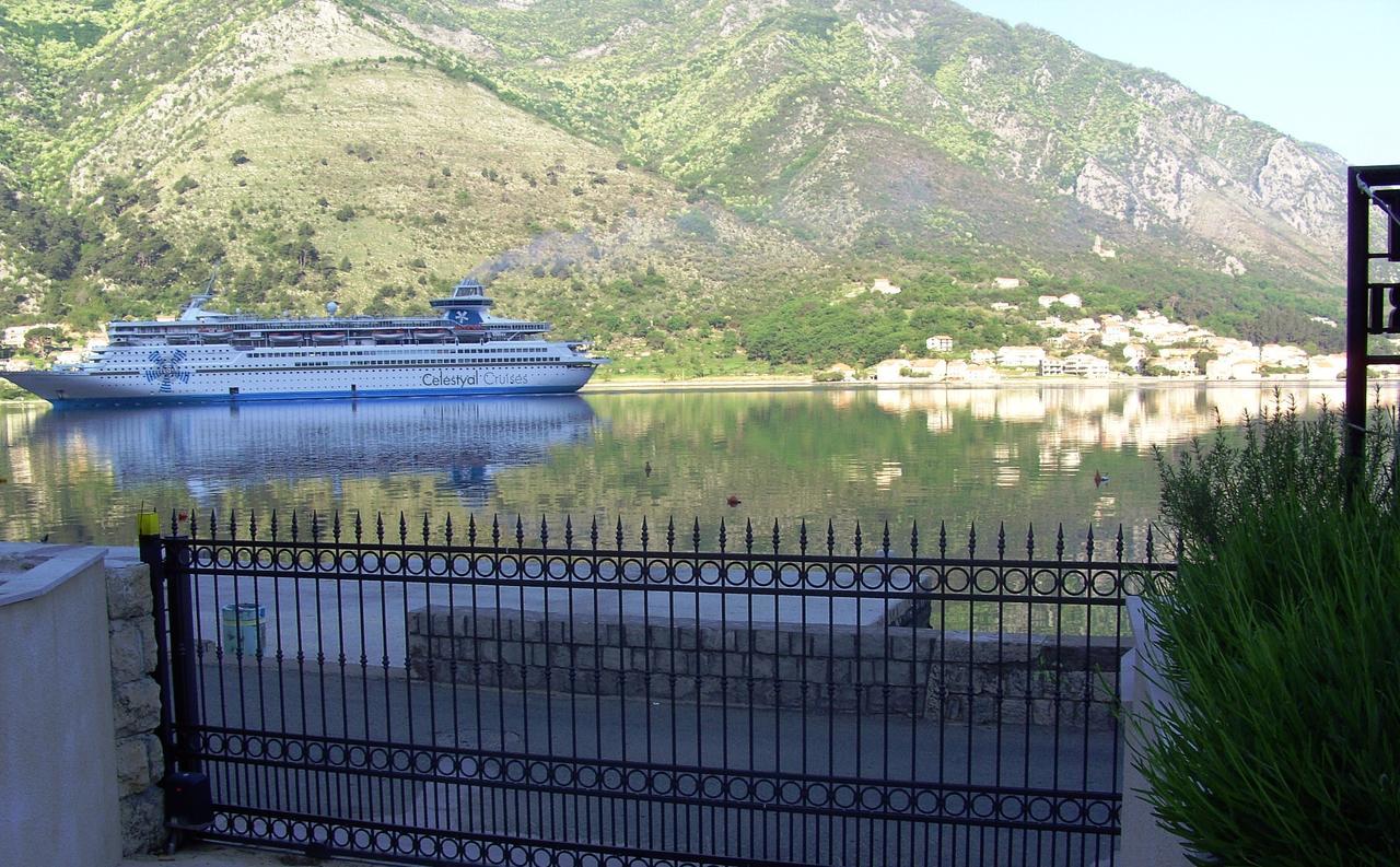 Apartamento Melodia del Mare 2 Kotor Exterior foto